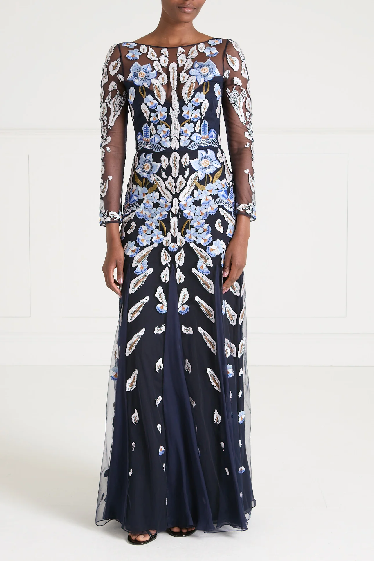 Pardus Sleeved Gown - Midnight - Image 2