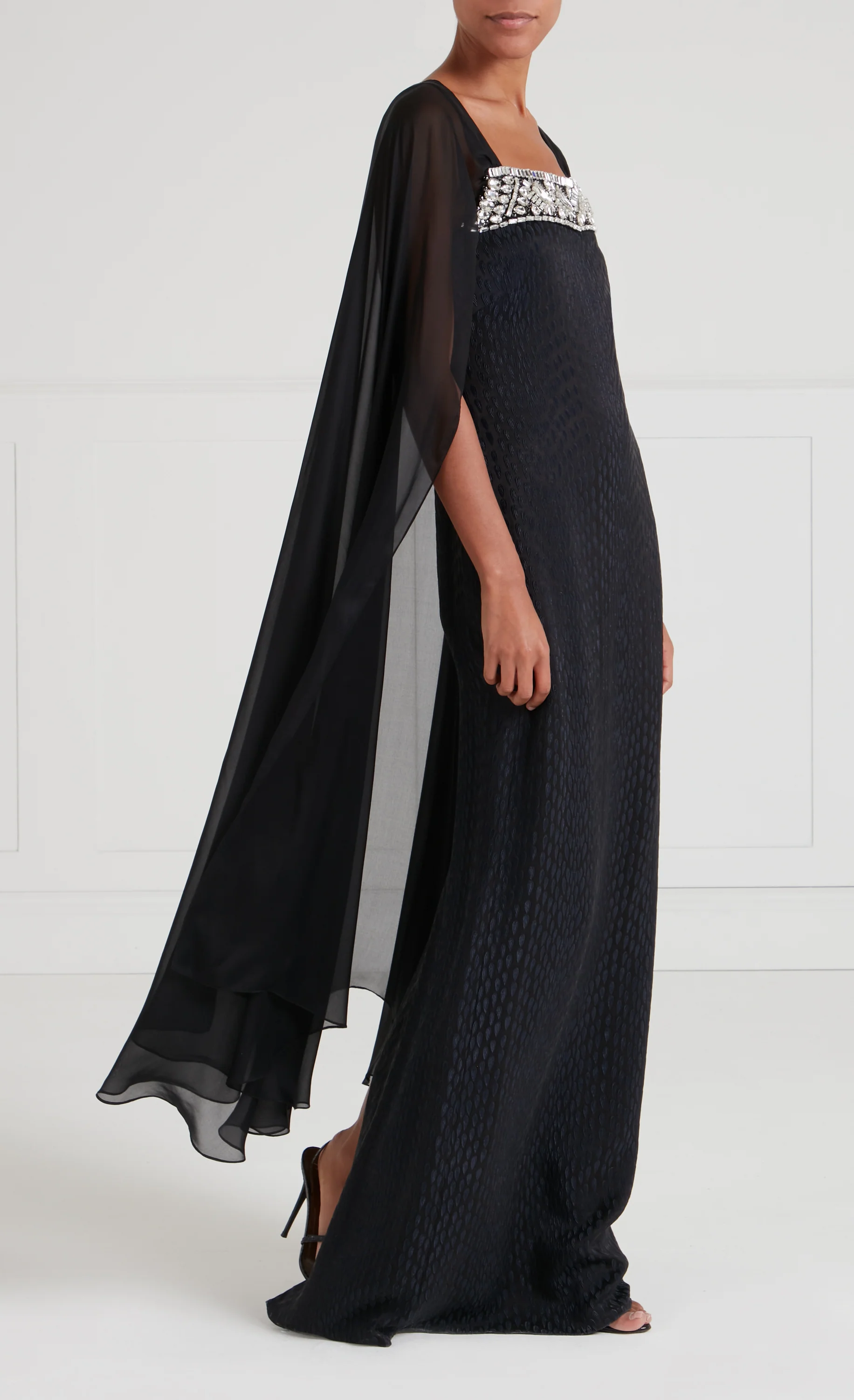 Pyramus Cape Gown - Black - Image 4
